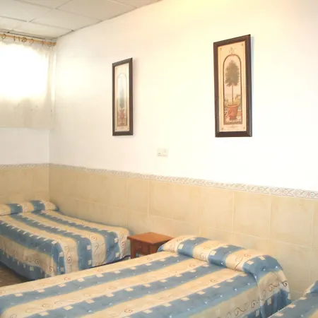 Ab בית הארחה גרנדה